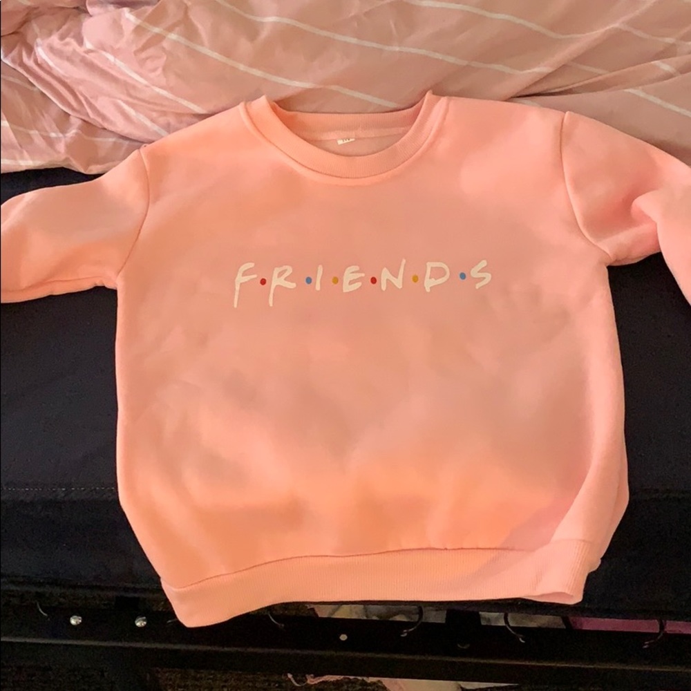 Medium Friends sweater - Picture 1 of 4